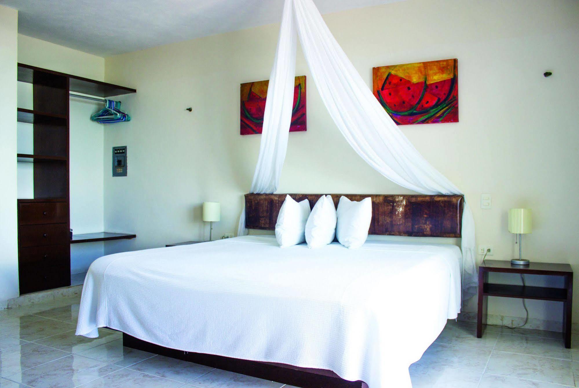 Hotel Luna D' Miel Apartments Isla Mujeres Exterior photo